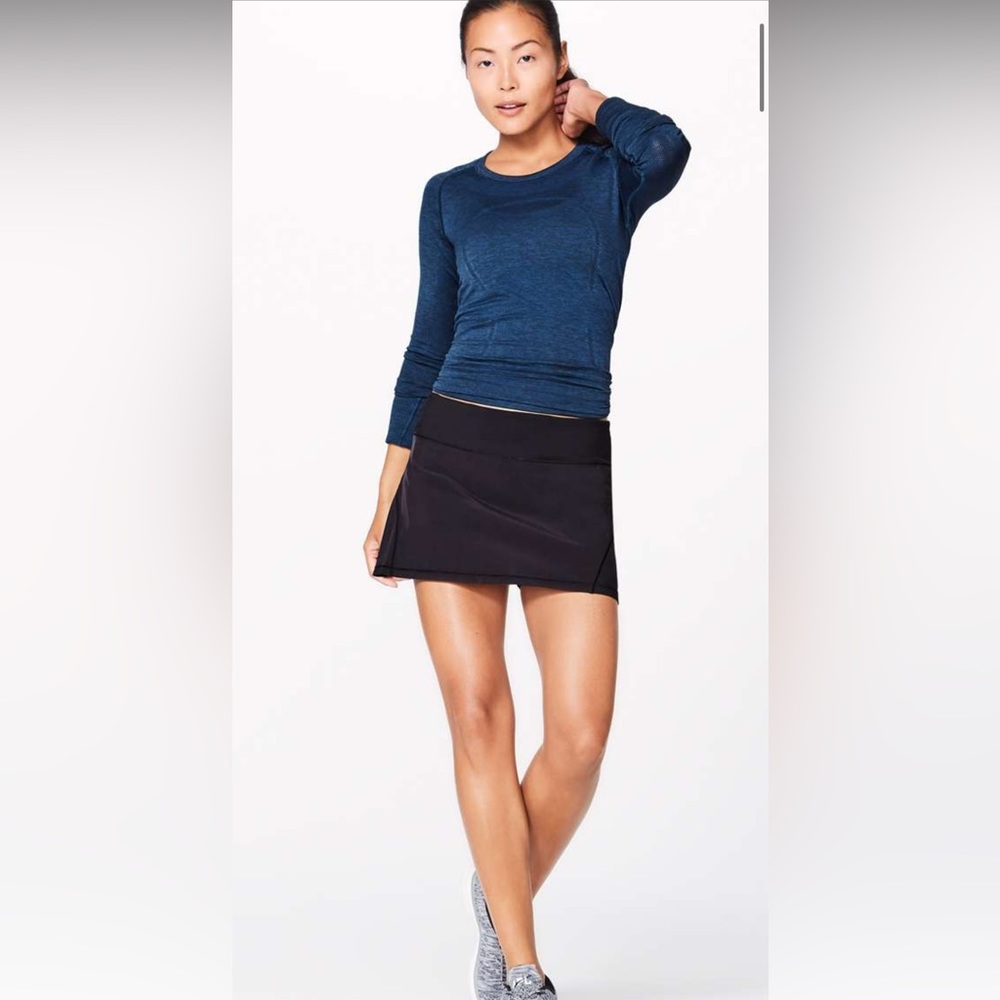 Lululemon Circuit Breaker Skirt I|
(Regular) (13")
Black